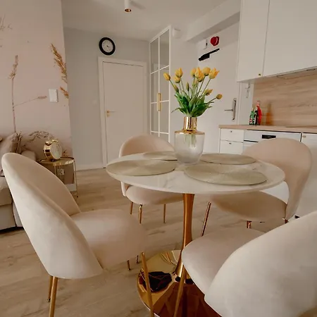 Deluxe & Posesja Plazowa By Posesja * Grzybowo (West Pomeranian)